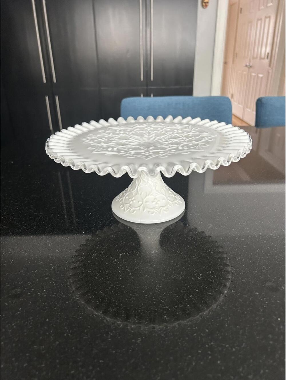 Vintage Fenton Silver Crest Spanish Lace Milk GlassCakeStand